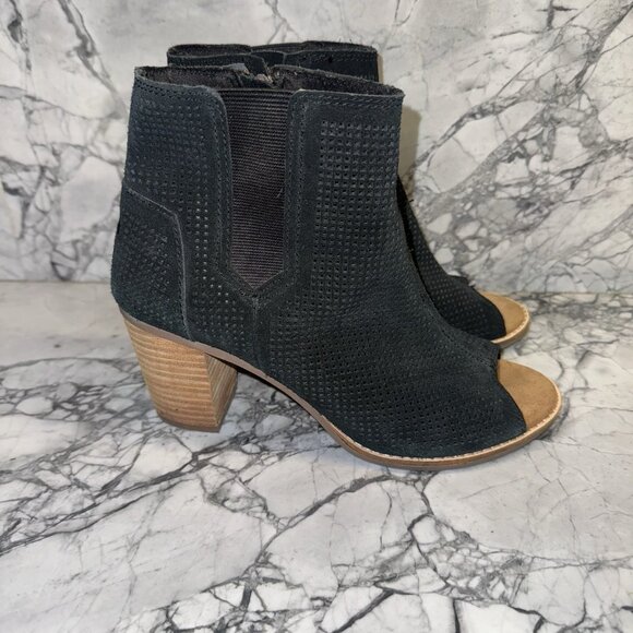 Tom’s Women’s 8.5 Black Open Toe Perforated Bootie Ankle - Picture 1 of 7